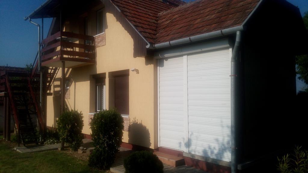 Orszag Apartmanhaz Zalakaros Exterior foto